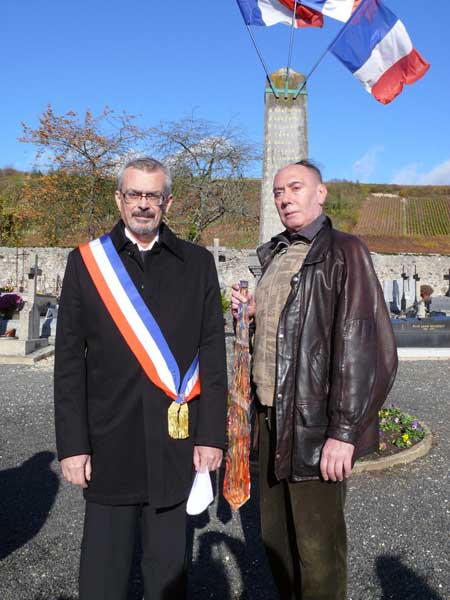 La Flamme Eternelle portée à Nanteuil sur Marne le 11 novembre 2008