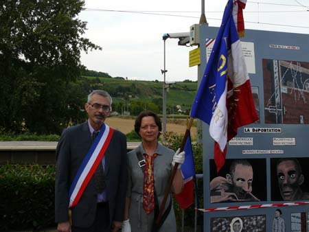 Photos de la cérémonie en gare de Nanteuil-Sâacy en 2008