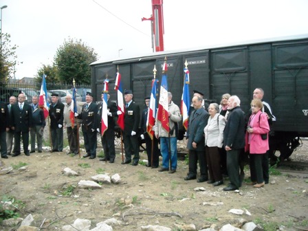 réception du wagon musée pour le mémorial du dernier convoi